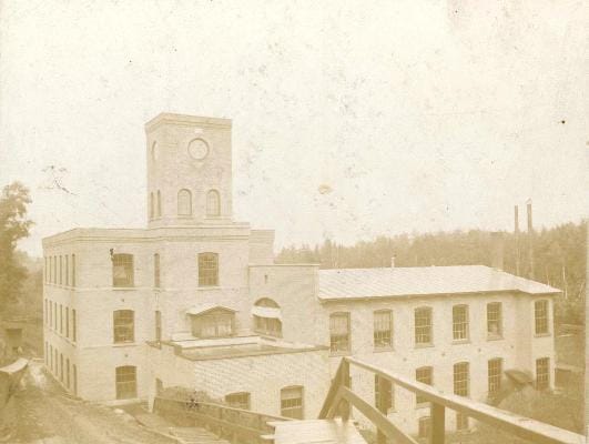 Usine Narrow avant Belding